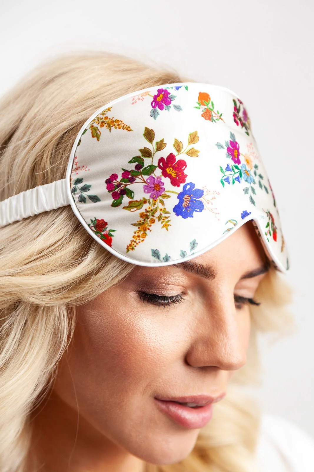 Pre-order Zestaw Prezentowy Jedwabna opaska na oczy Spadiora i Flowerbox Świąteczny - Image 2