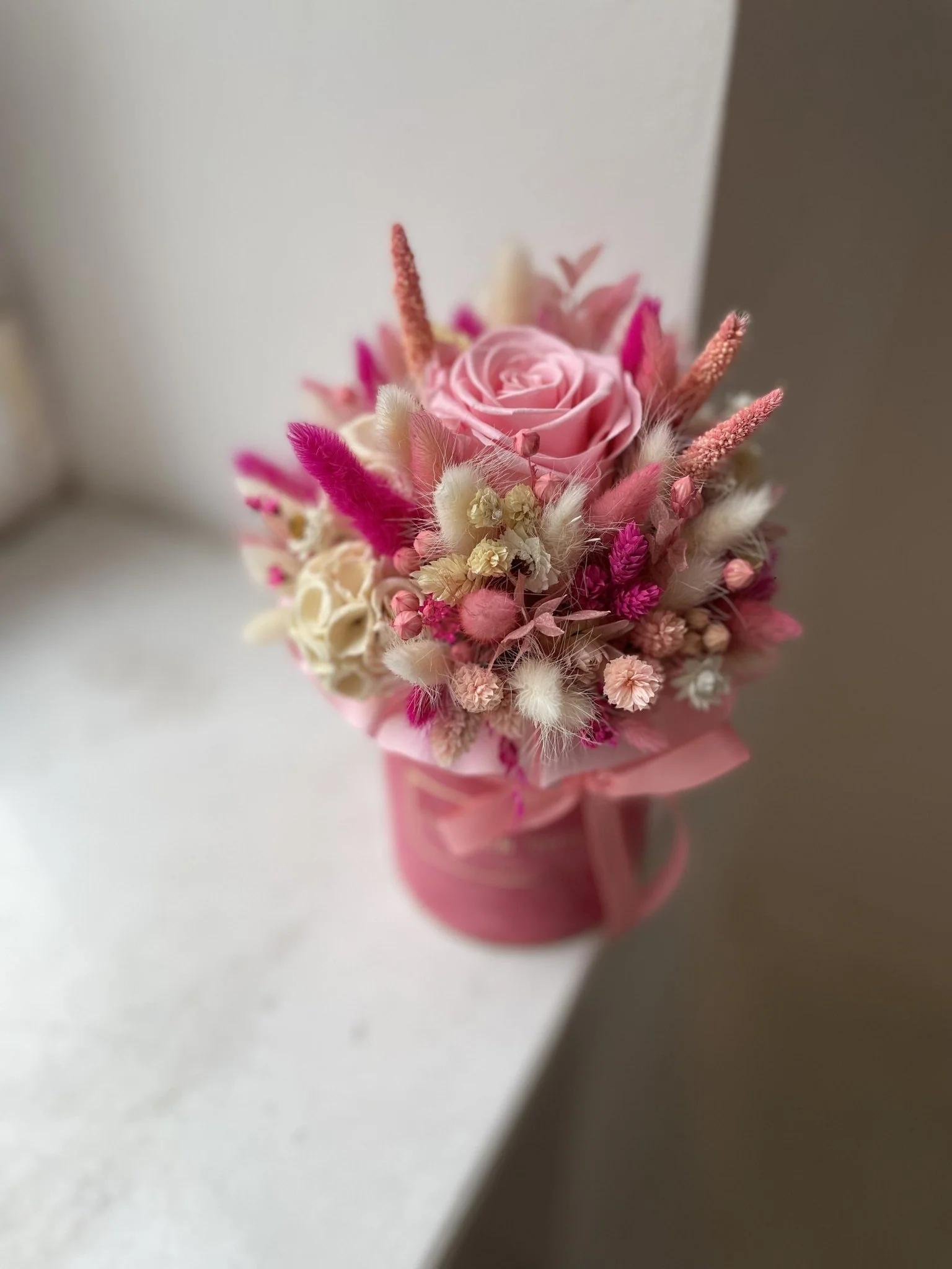 Trwałe piękno- suszony flowerbox z wieczną różą - Image 3